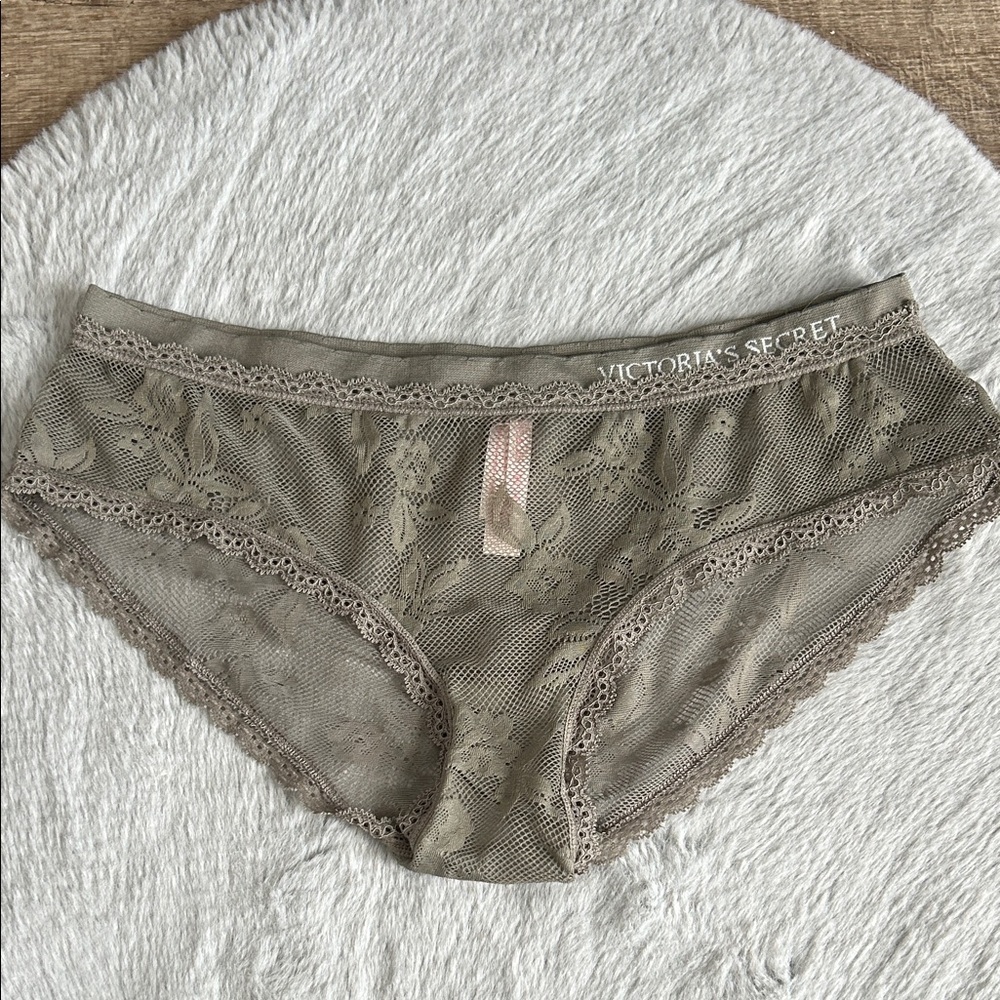 2013 Victoria's Secret Lace Hiphugger Panty M